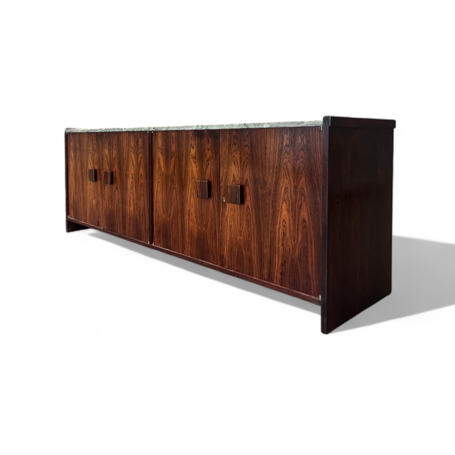 Credenza in Rosewood att. to Joaquim Tenreiro for Laubitsch & Hirth, 1940s - Lot 731