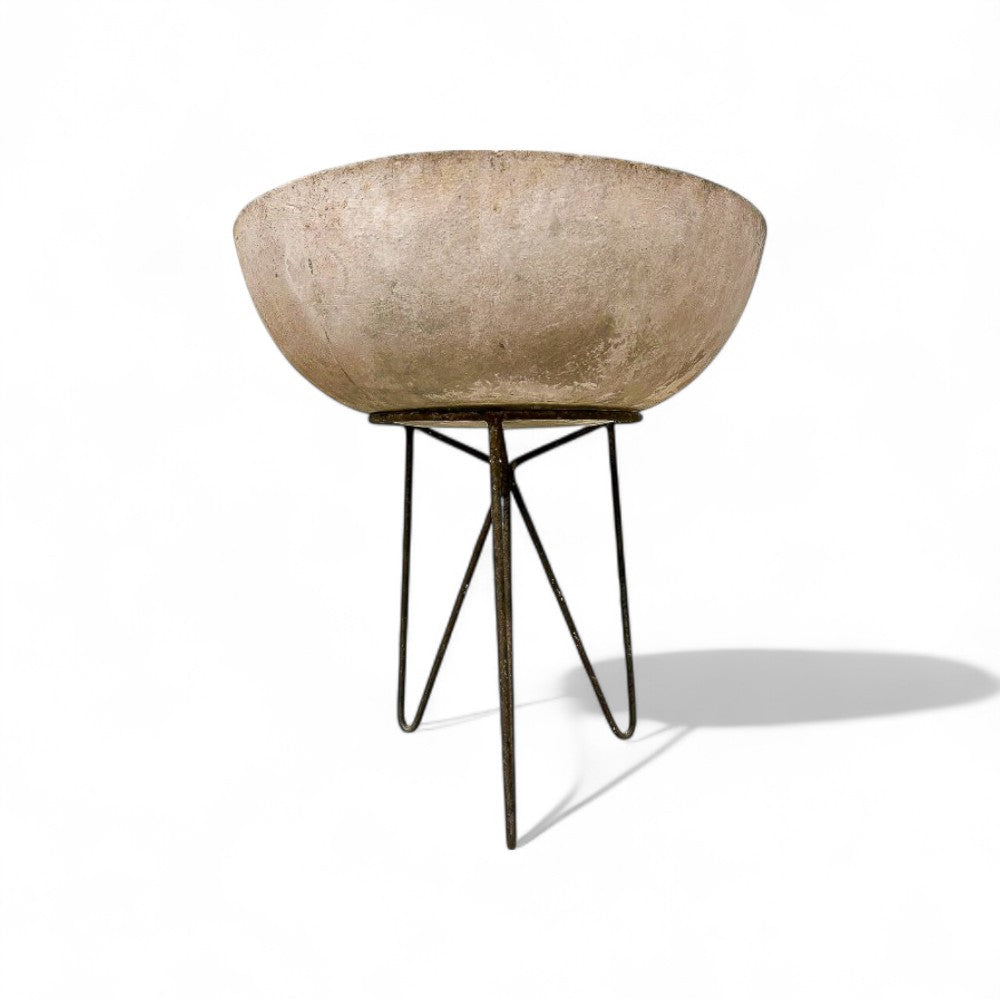 Flower Planter in Fiberglass and Cement, Willy Guhl for Eternit, 1960s -  Lot 521
