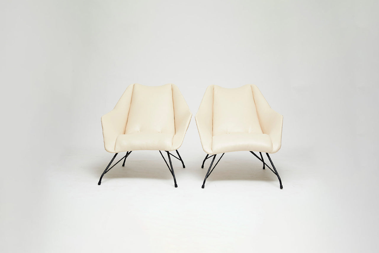 Pair of "Concha" Armchairs, Carlo Hauner, 1950s - Lot 83