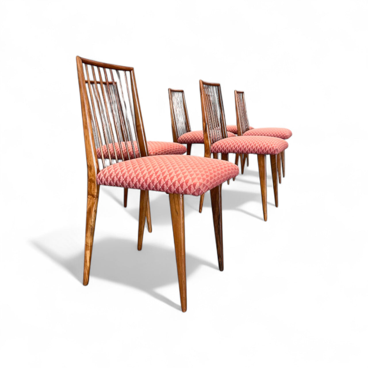 Set of 6 Chairs in Caviuna Wood & Fabric, Joaquim Tenreiro, 1950s - Lot 762