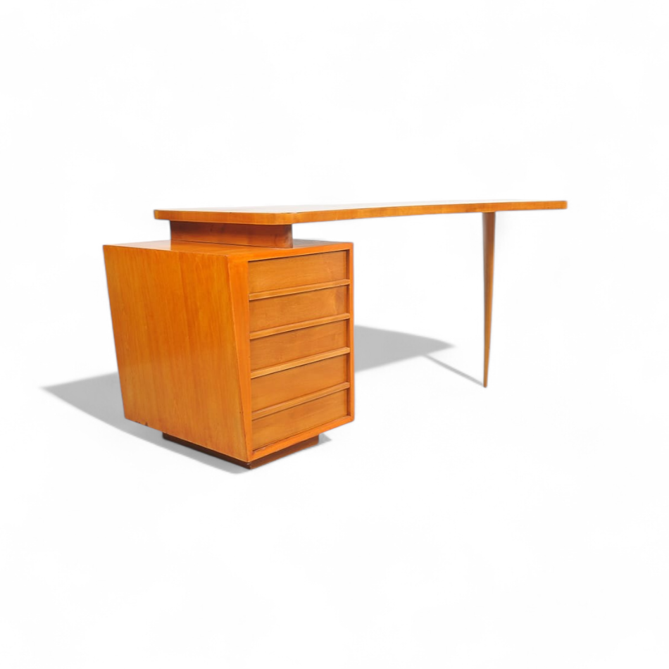 Desk with Organic Shape in Yvory Wood, Joaquim Tenreiro, 1950s - Lot 741