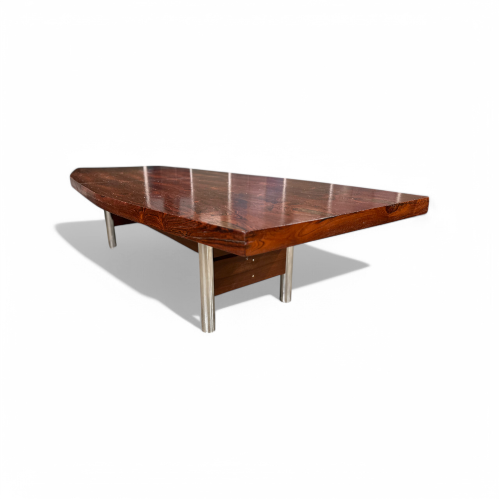 Large Dining Table in Rosewood & Metal, Sergio Rodrigues, 1960s - Lot 242