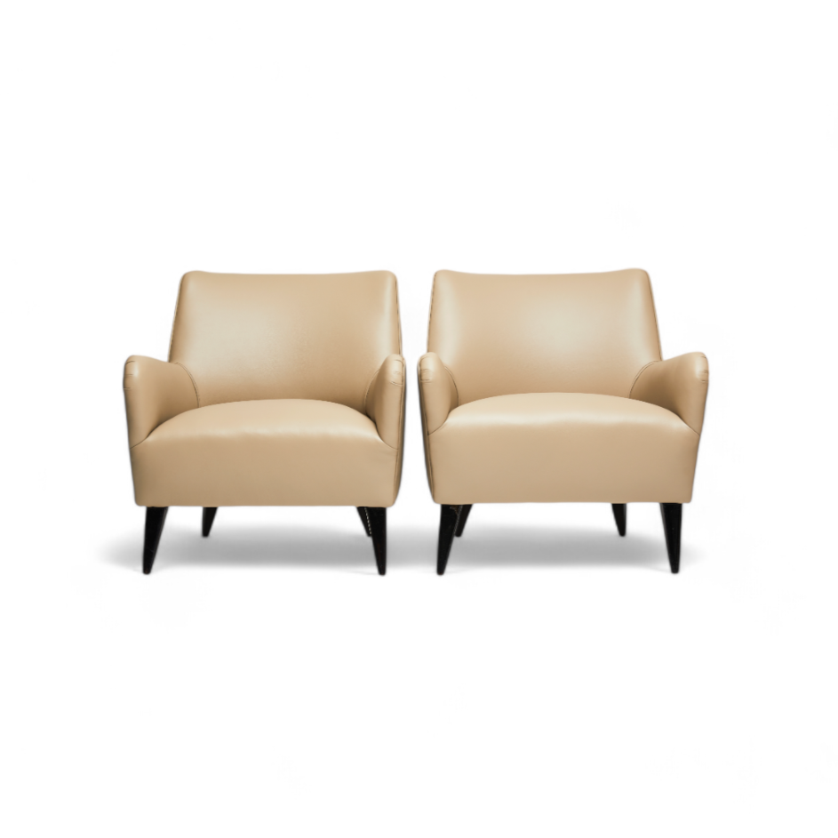 Pair of Armchairs in Beige Leather by Joaquim Tenreiro, c. 1950s - Lot 30