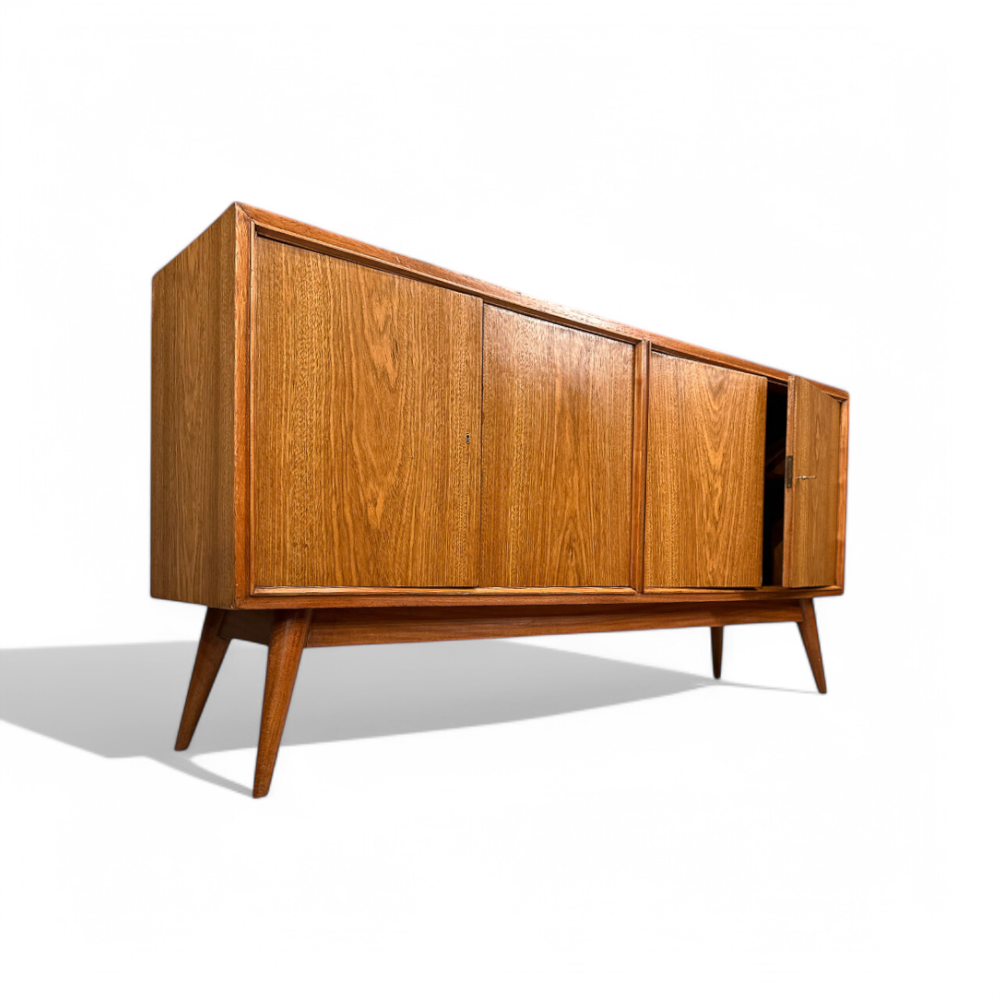 Credenza in Cherry Wood, Joaquim Tenreiro for Laubitch & Hirth, 1942 - Lot 41