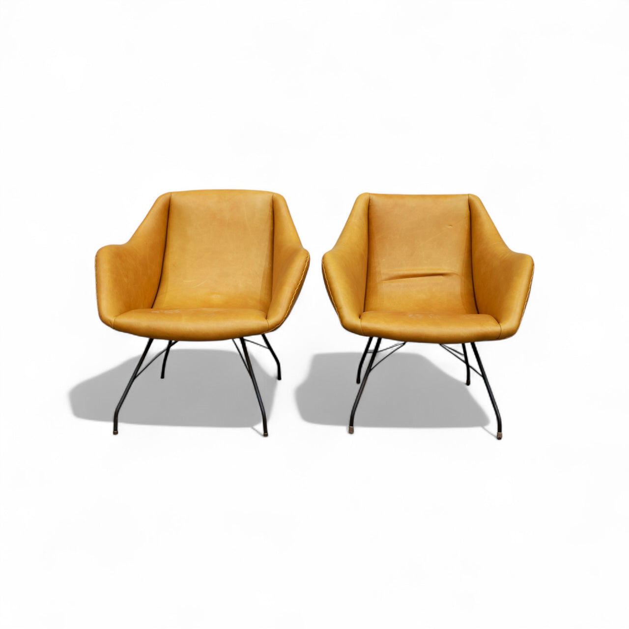 Pair of "Concha" Armchairs in Leather & Metal, Carlo Hauner, 1950s - Lot 463A