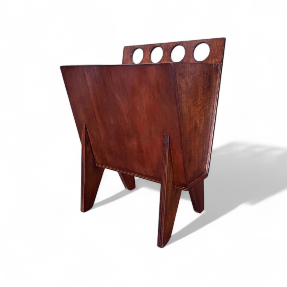 Magazine Rack in Plywood att. Jose Zanine Caldas, 1950s - Lot 656