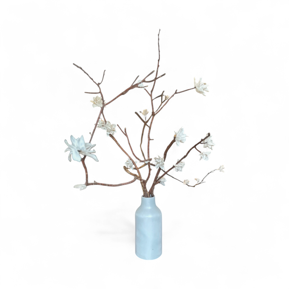Sculpture: Flower Vase & White Roses, Lauren Naomi, New York - Lot 826