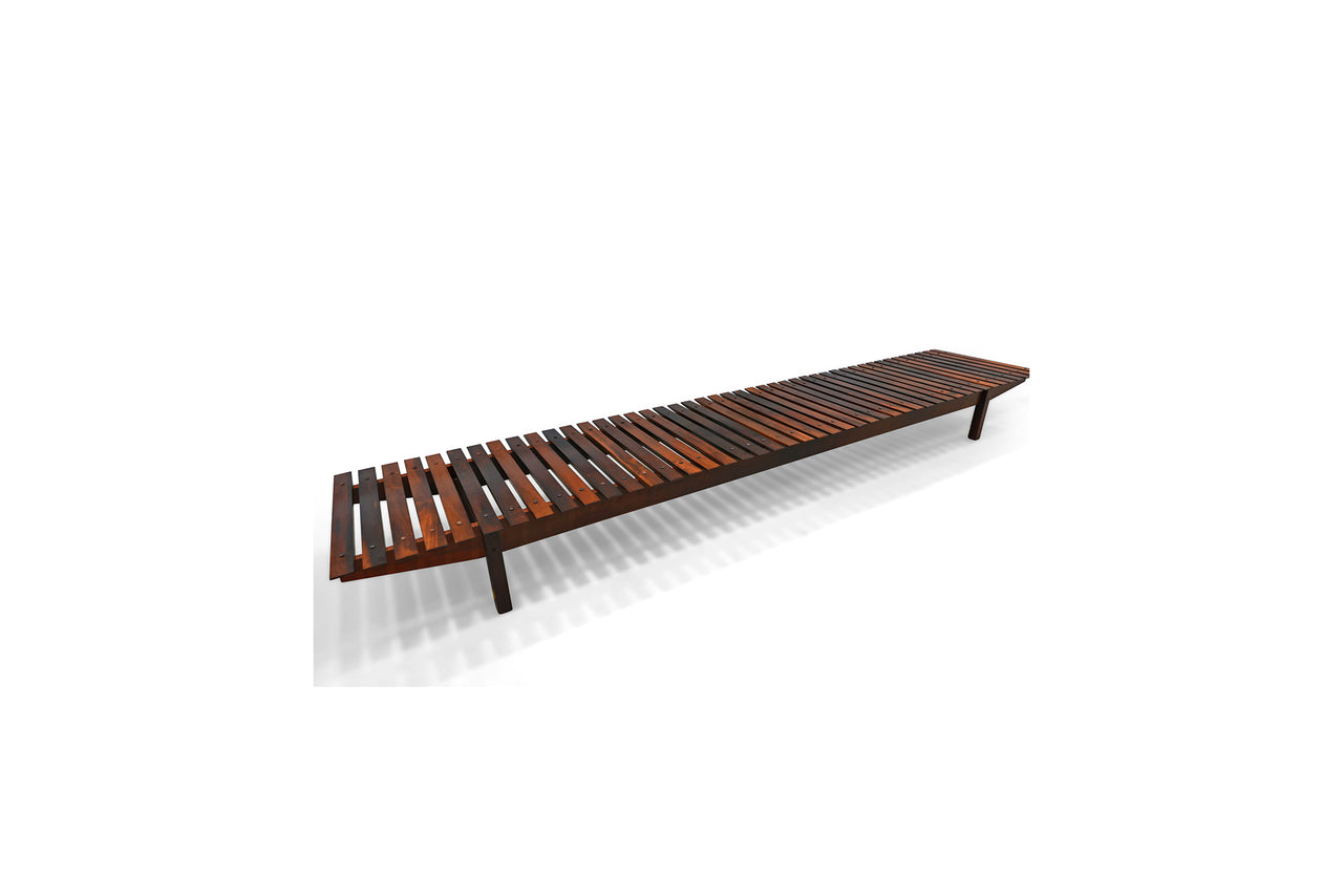 Mucki bench in Hardwood by Sergio Rodrigues, 1960s - Lot 569