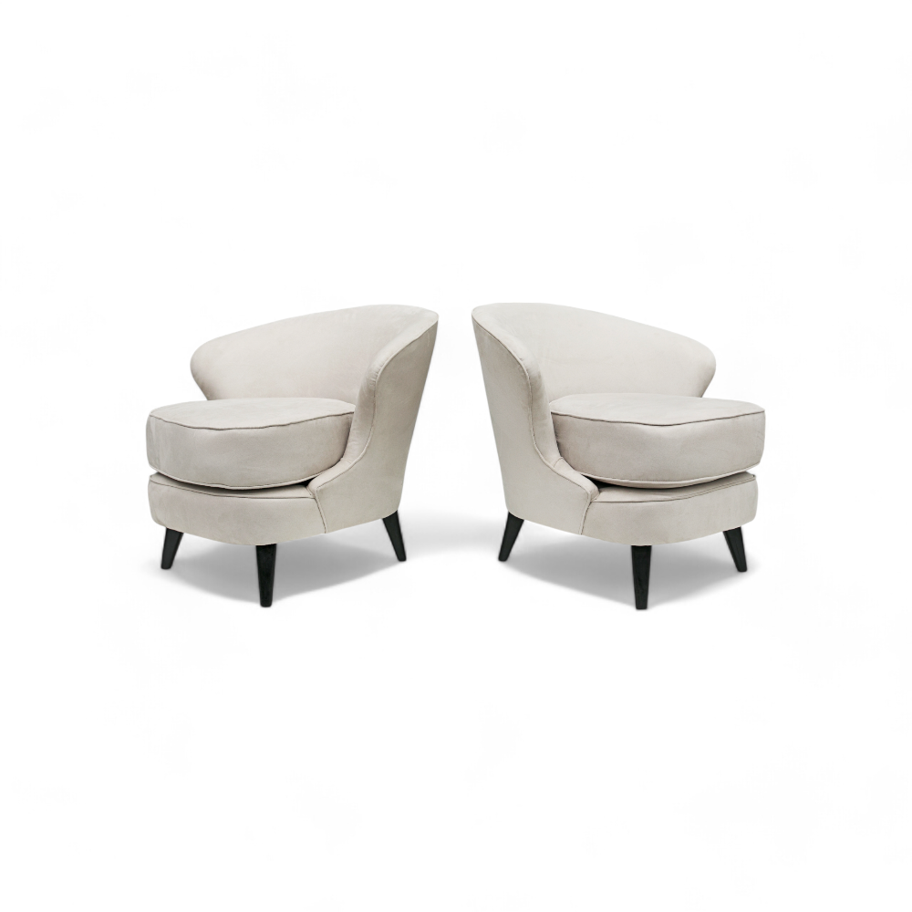 Pair of “Concha” Armchairs in Grey Fabric by Joaquim Tenreiro, c. 1960s - Lot 215