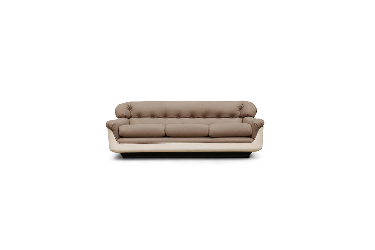 “VIP” Sofa by Jorge Zalszupin, 1973 - Lot 458