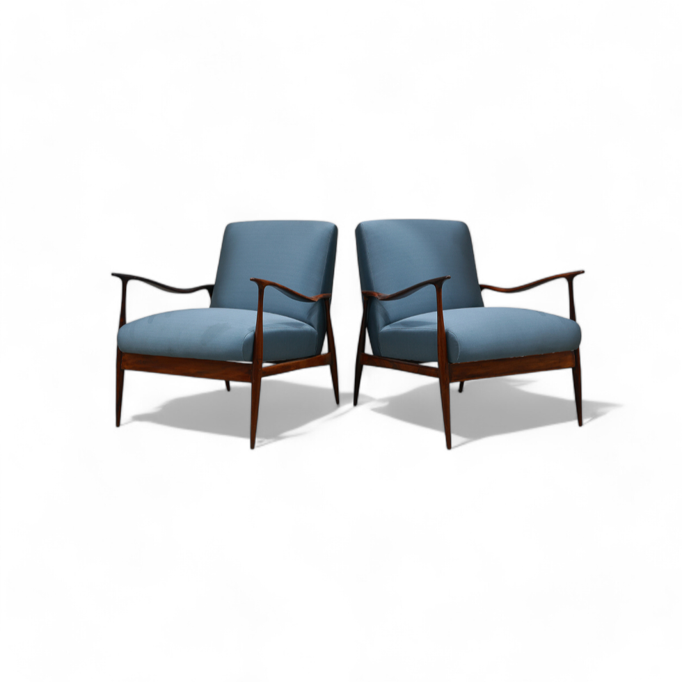 Pair of Armchairs in Hardwood and fabric, Giuseppe Scapinelli, c. 1950 - Lot 626