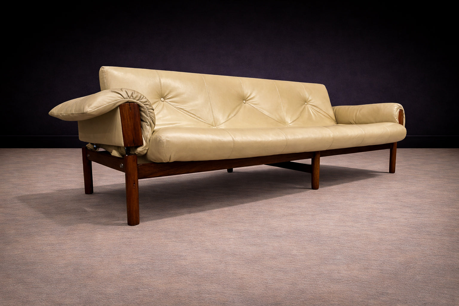 MP-13” Sofa in Rosewood & Leather, Percival Lafer, 1967 - Lot 61