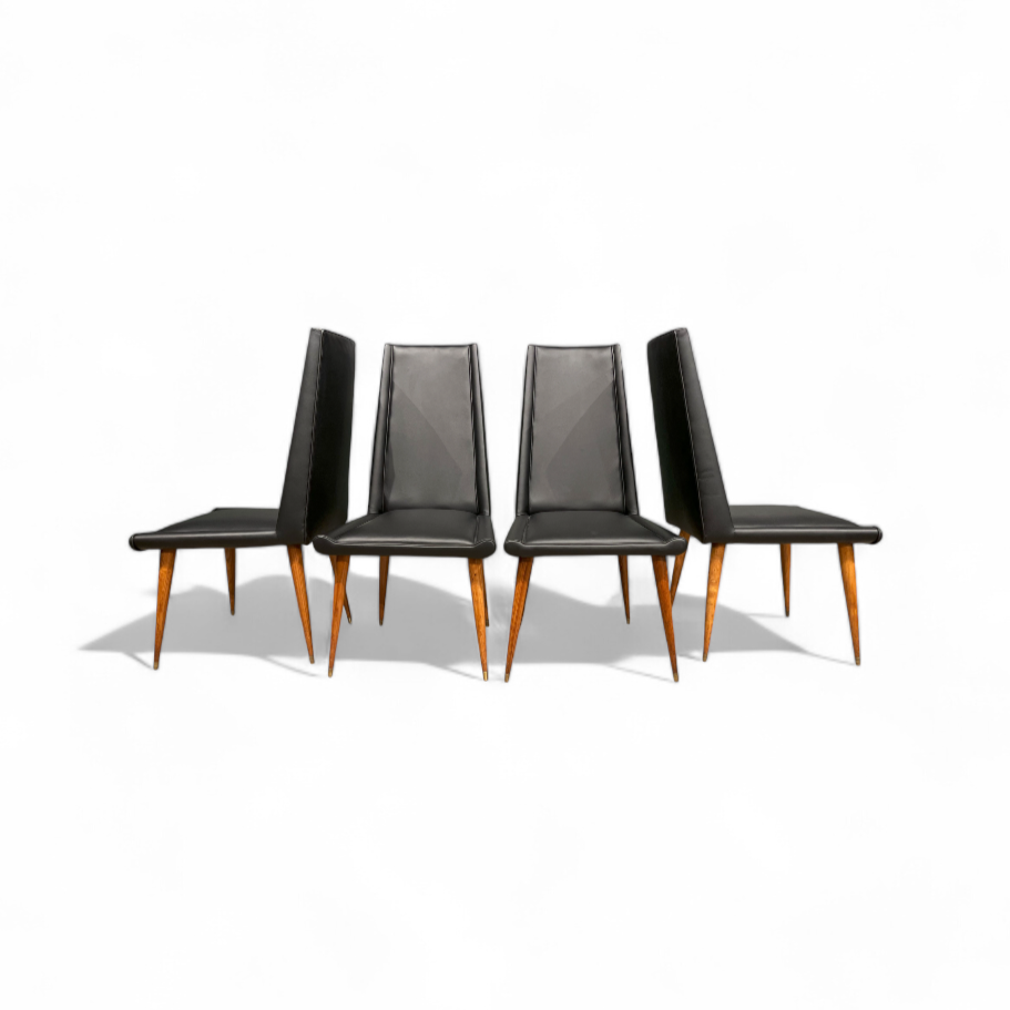 Set of 4 Chairs in Caviuna wood & Black Leather, Giuseppe Scapinelli, 1950s - Lot 204A