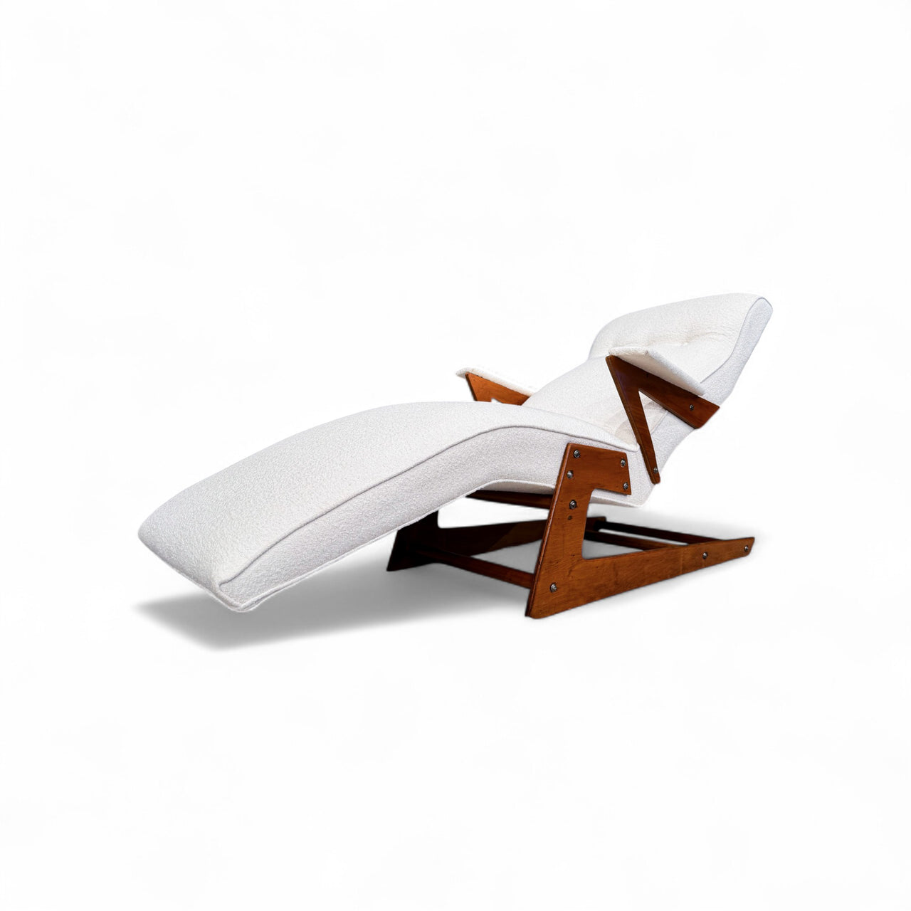 Chaise Lounge in Hardwood & Boucle, Unknown, 1950s - Lot 682A