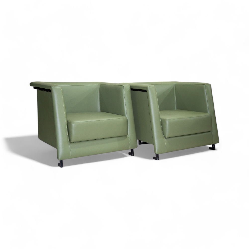 Pair of Armchairs in Green Leather, Geraldo de Barros for Hobjeto, 1970s - Lot 113