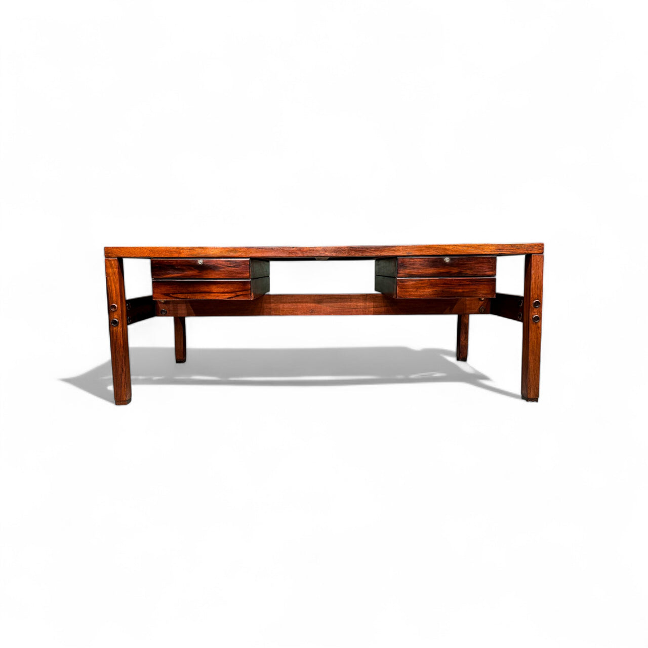 Desk in Rosewood, Sergio Rodrigues, 1960s - Lot 201A