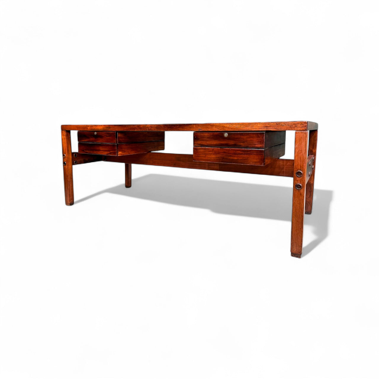 Desk in Rosewood, Sergio Rodrigues, 1960s - Lot 201A